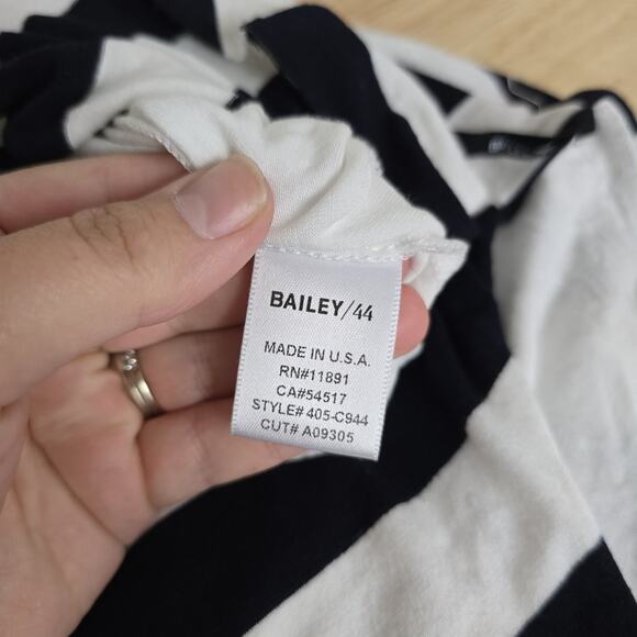 Bailey 44 Tank Top Womens Small Stripe Optical Illusion Sleeveless Made in USA - Picture 5 of 9